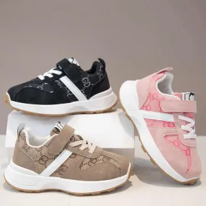 أحذية ركض عصرية عالية القيمة للجنسين لجميع . High-value, fashionable, unisex, all-season outdoor
