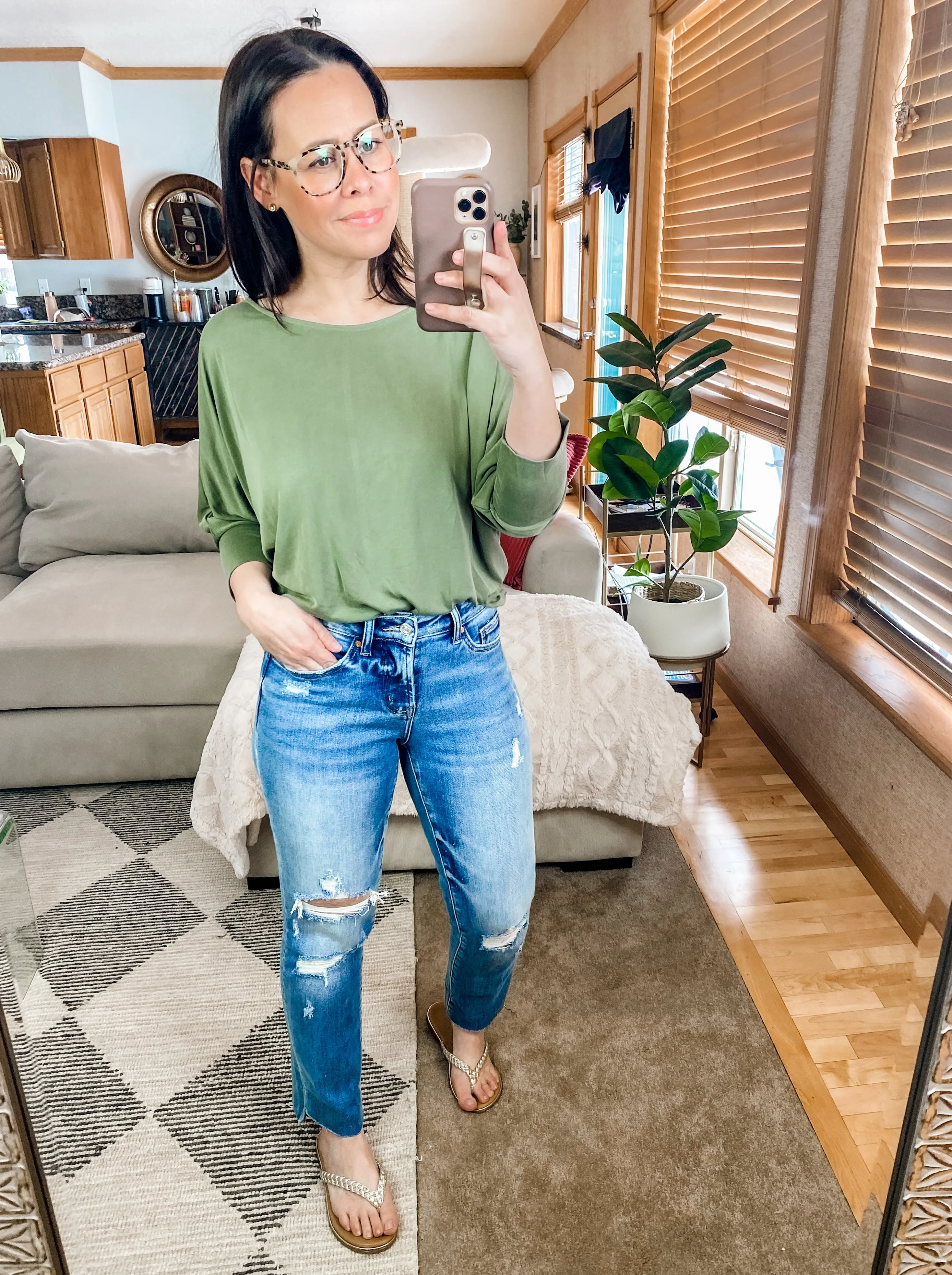 BAYEAS Mid Rise Distressed Ripped Straight Jeans