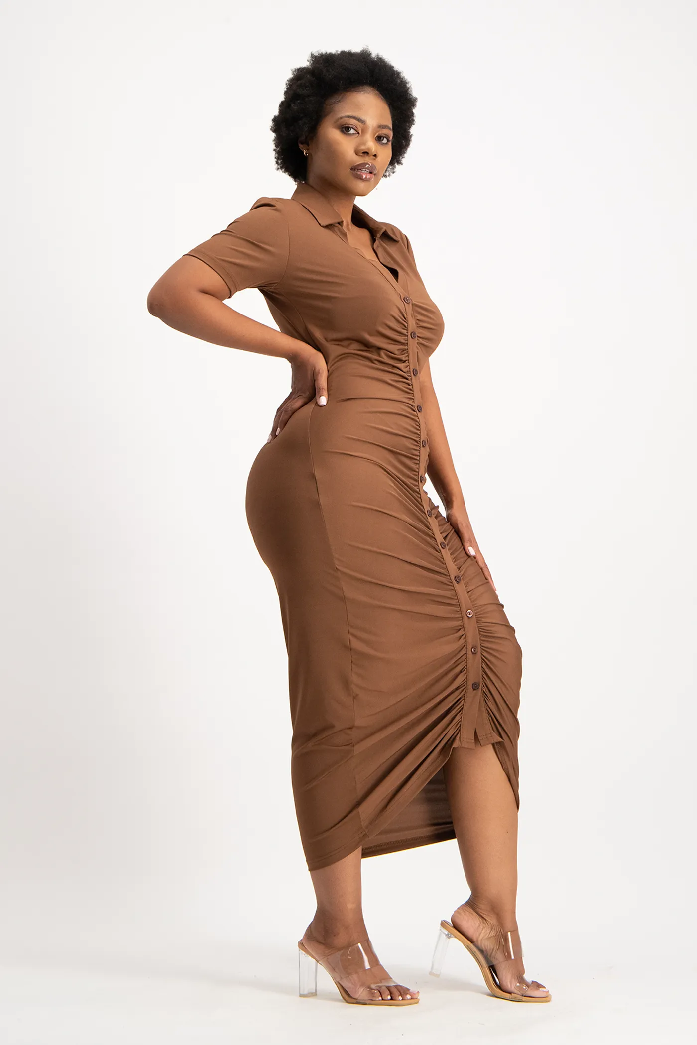 Bella Short Sleeve Ruched Midi Dress - Pinecone
