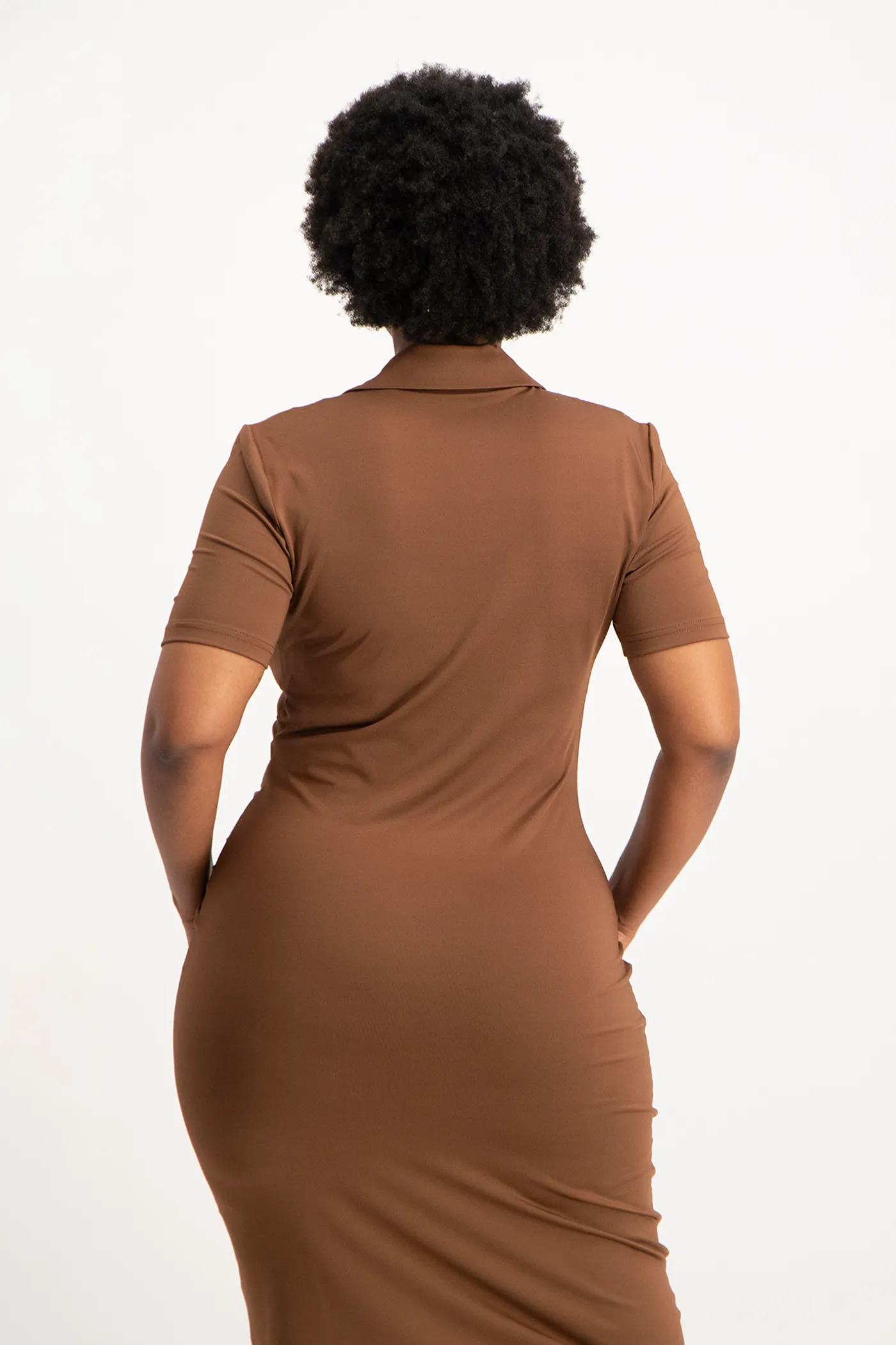 Bella Short Sleeve Ruched Midi Dress - Pinecone