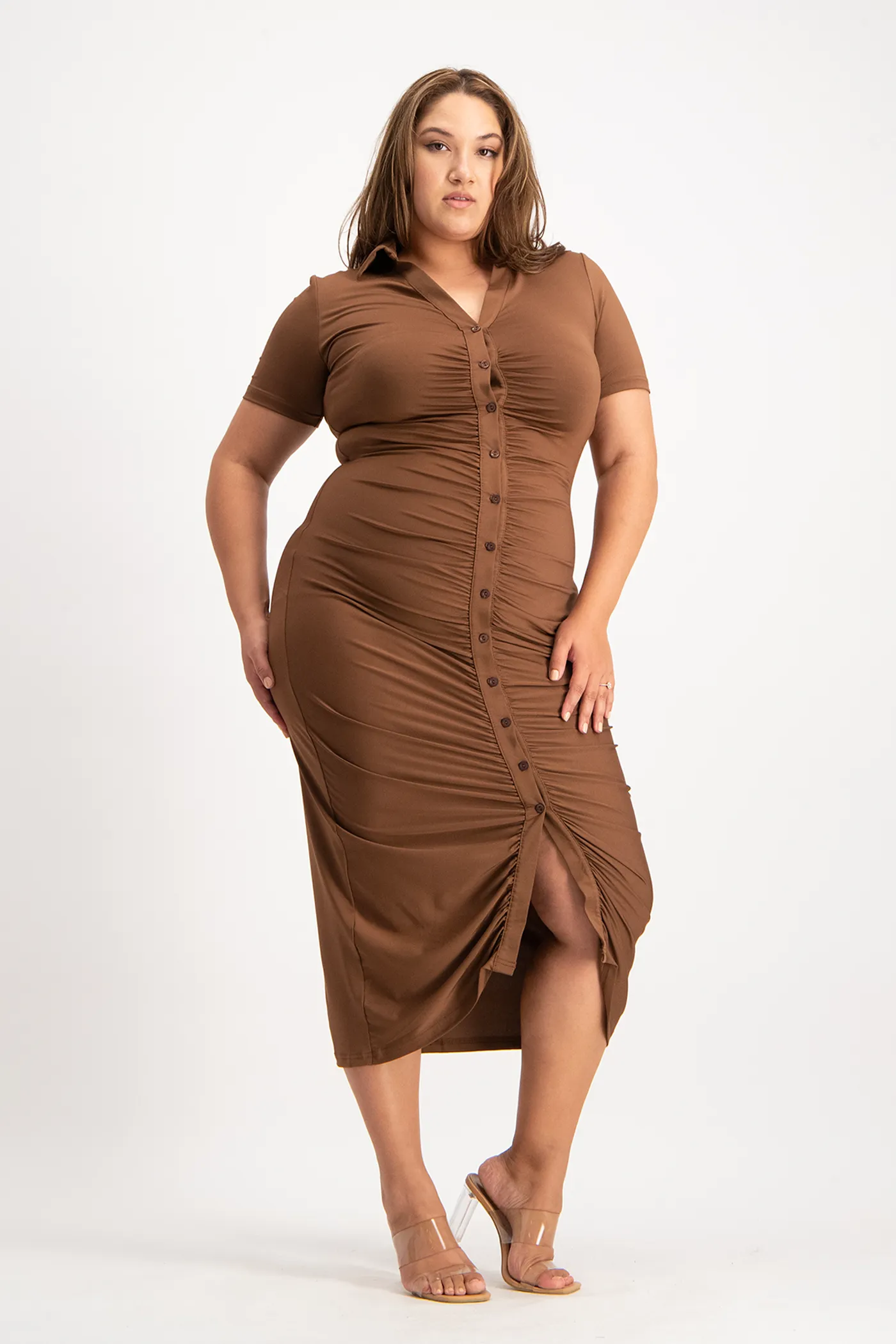 Bella Short Sleeve Ruched Midi Dress - Pinecone