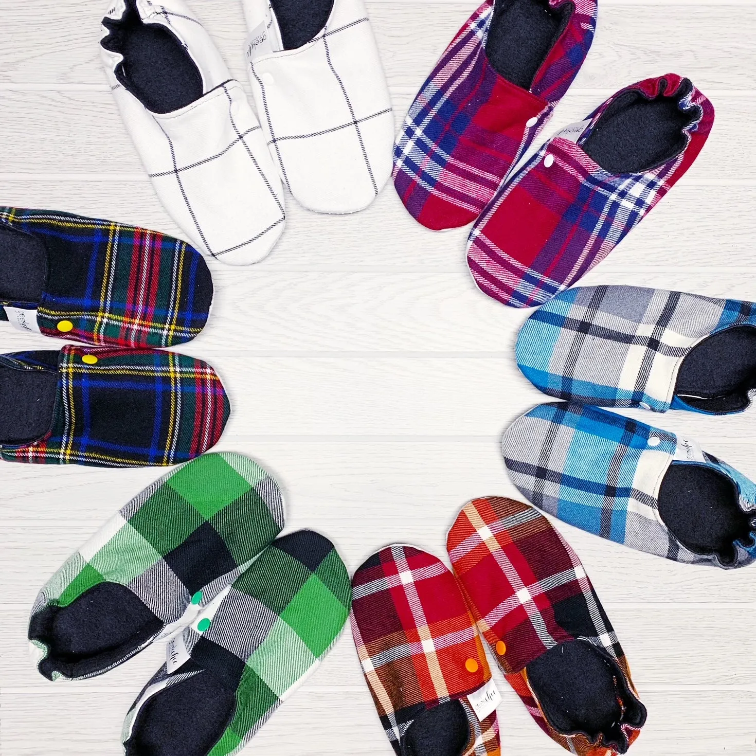 Blanket Scarf Slippers - 2X