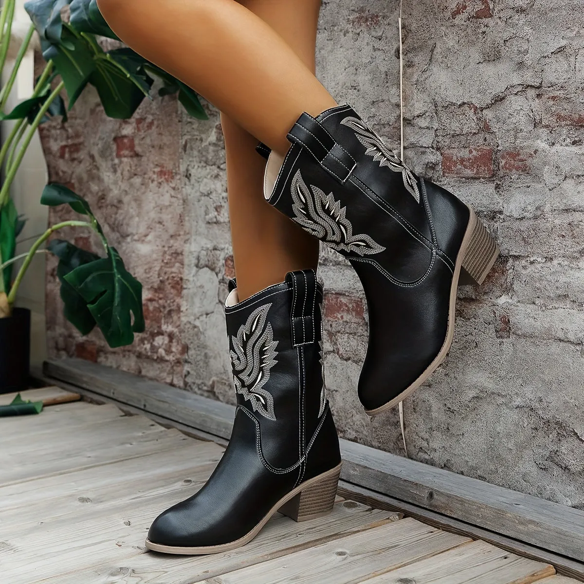 Gemma | Fashionable Western-Inspired Boots