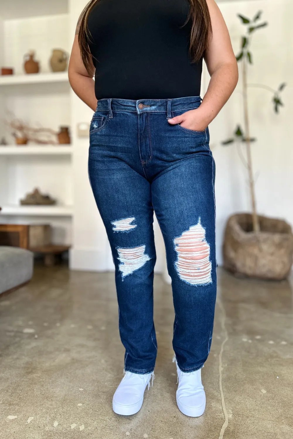 Judy Blue, High Waist destroyed denim jeans. Inseam 30"