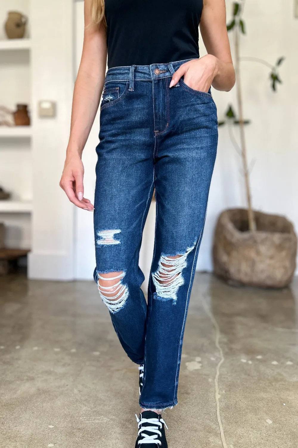 Judy Blue, High Waist destroyed denim jeans. Inseam 30"