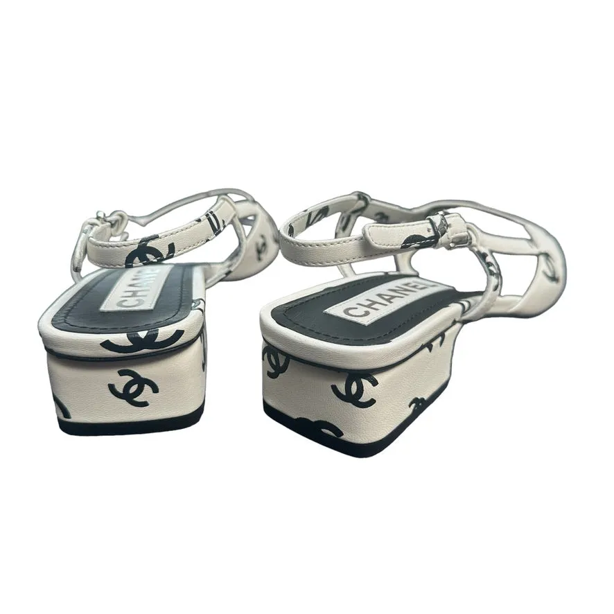 Logo Leather Sandals - 8