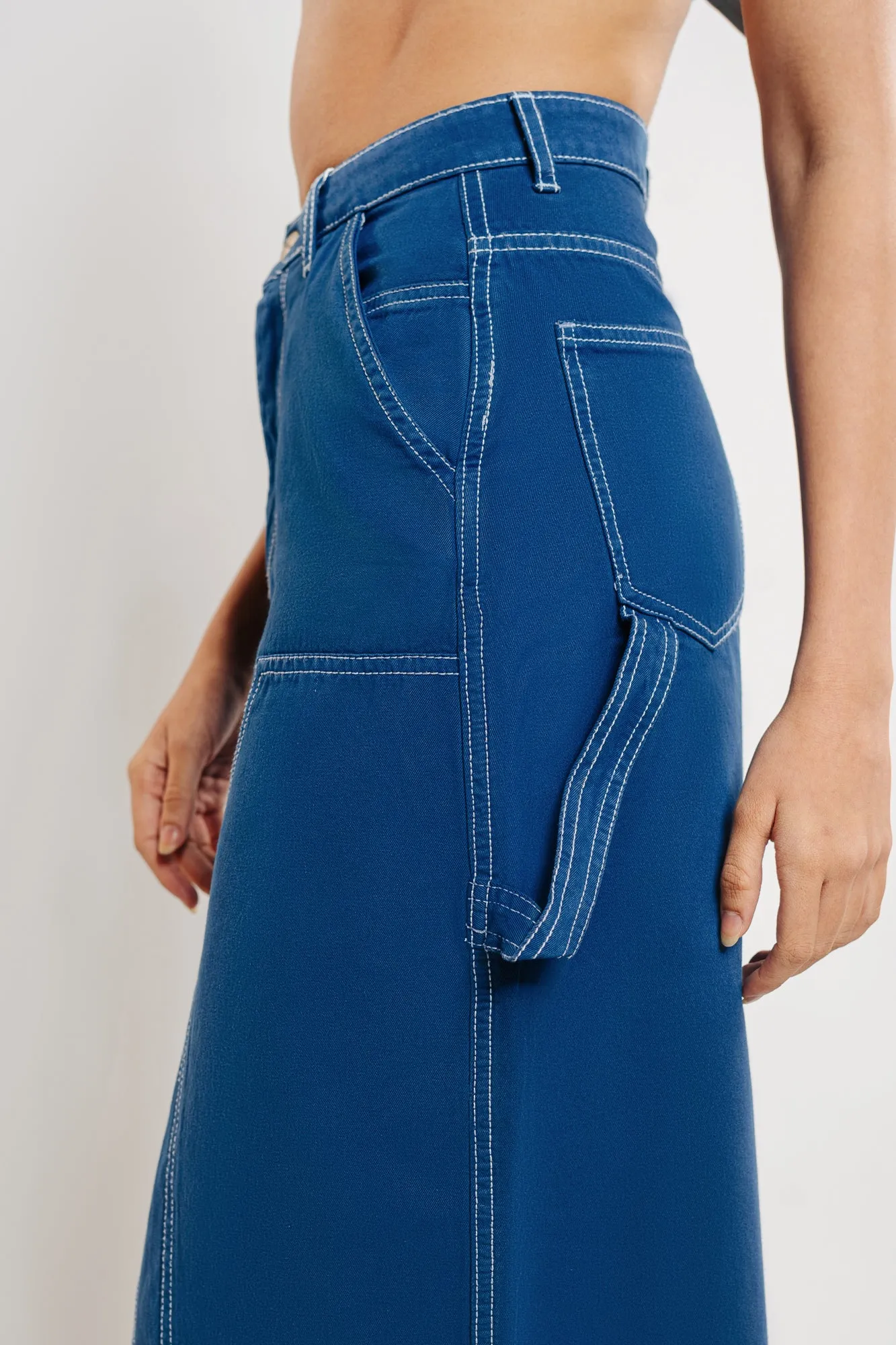 Marine Front Slit Skirt