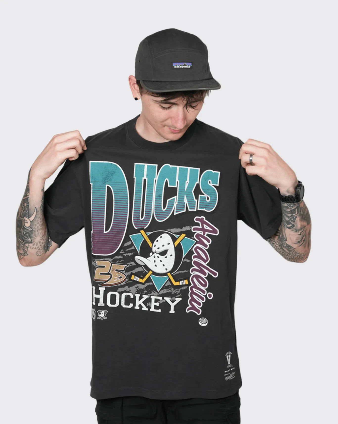 Mitchell and Ness Basket Tee Ducks