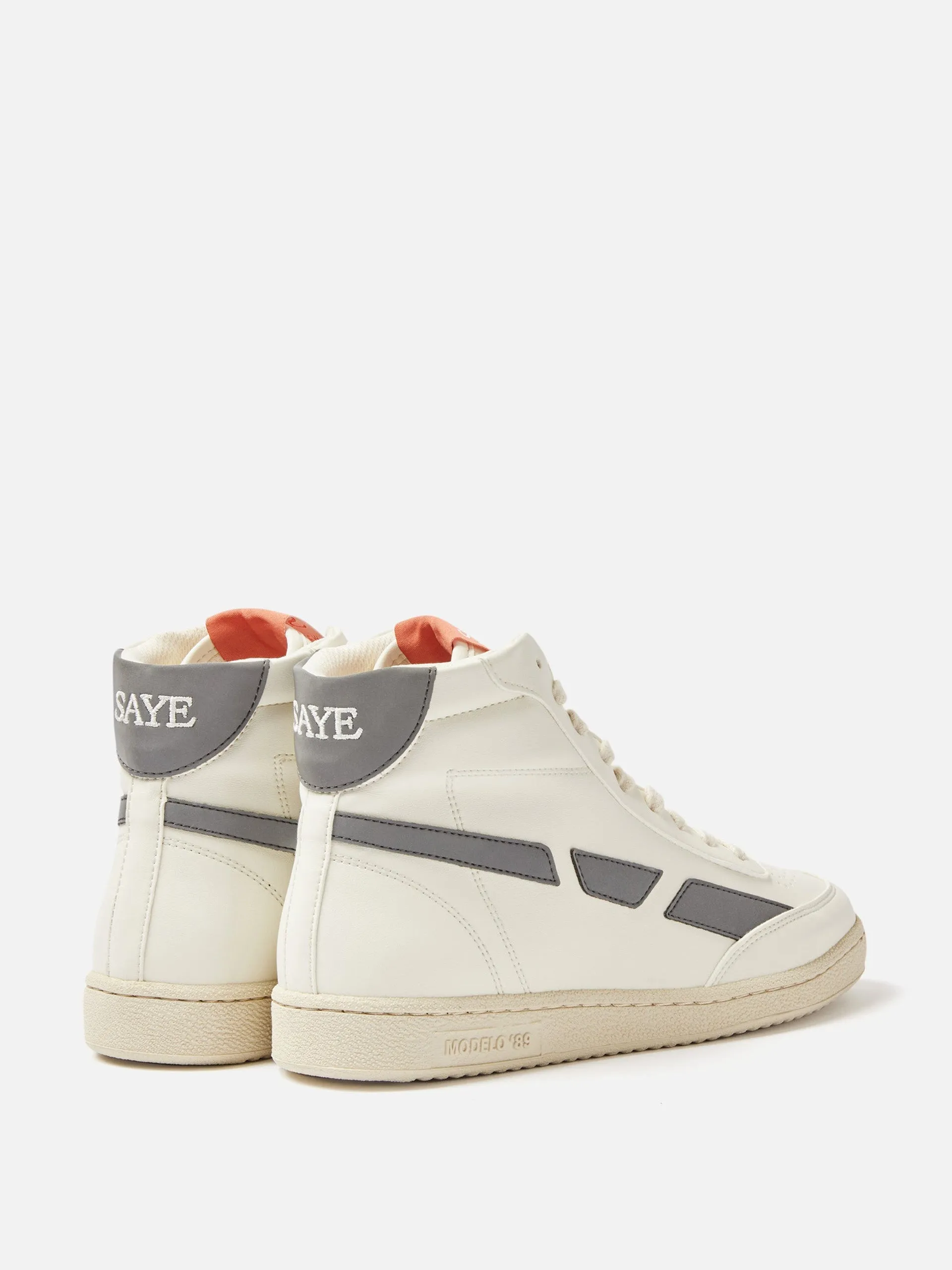 Modelo '89 hi top trainer in biker