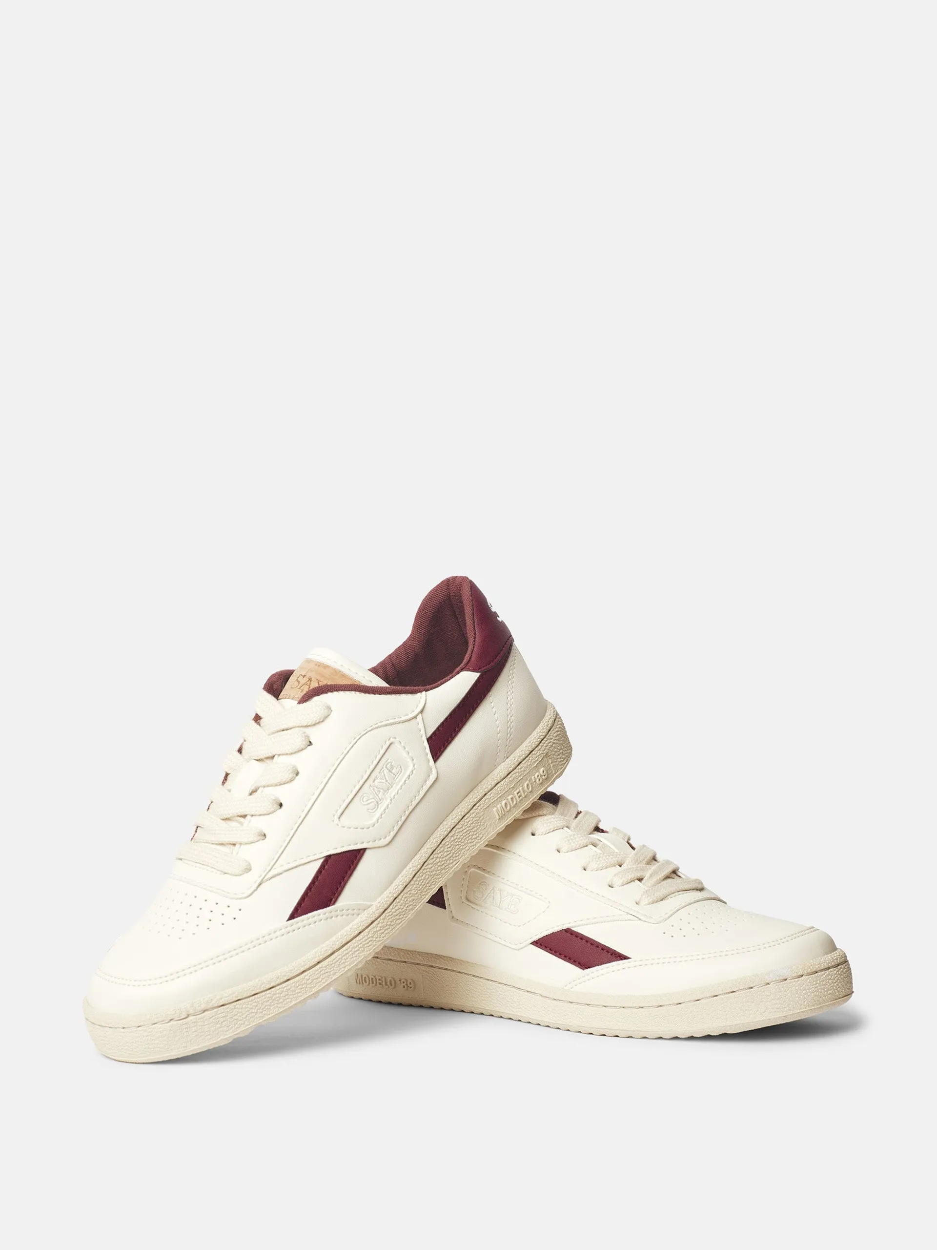 Modelo '89 trainer in garnet