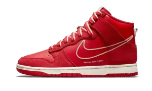 Nike Dunk High First Use University Red