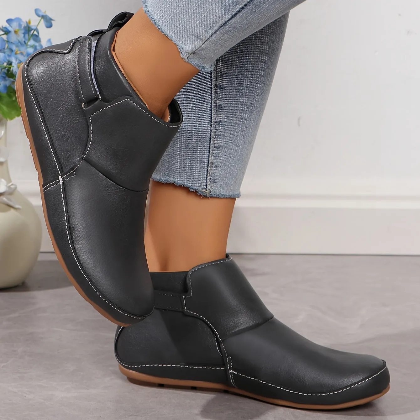 Ruby | Trendy Slip-On Platform Boots
