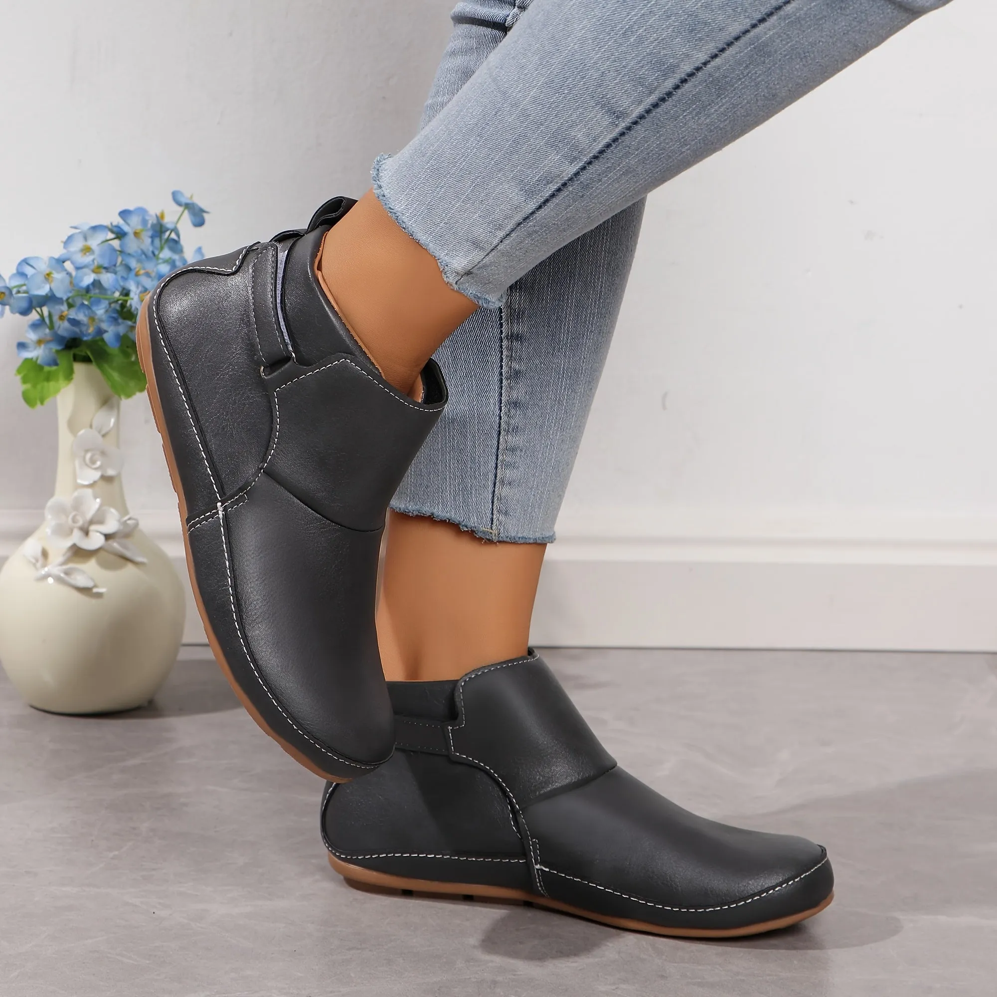 Ruby | Trendy Slip-On Platform Boots
