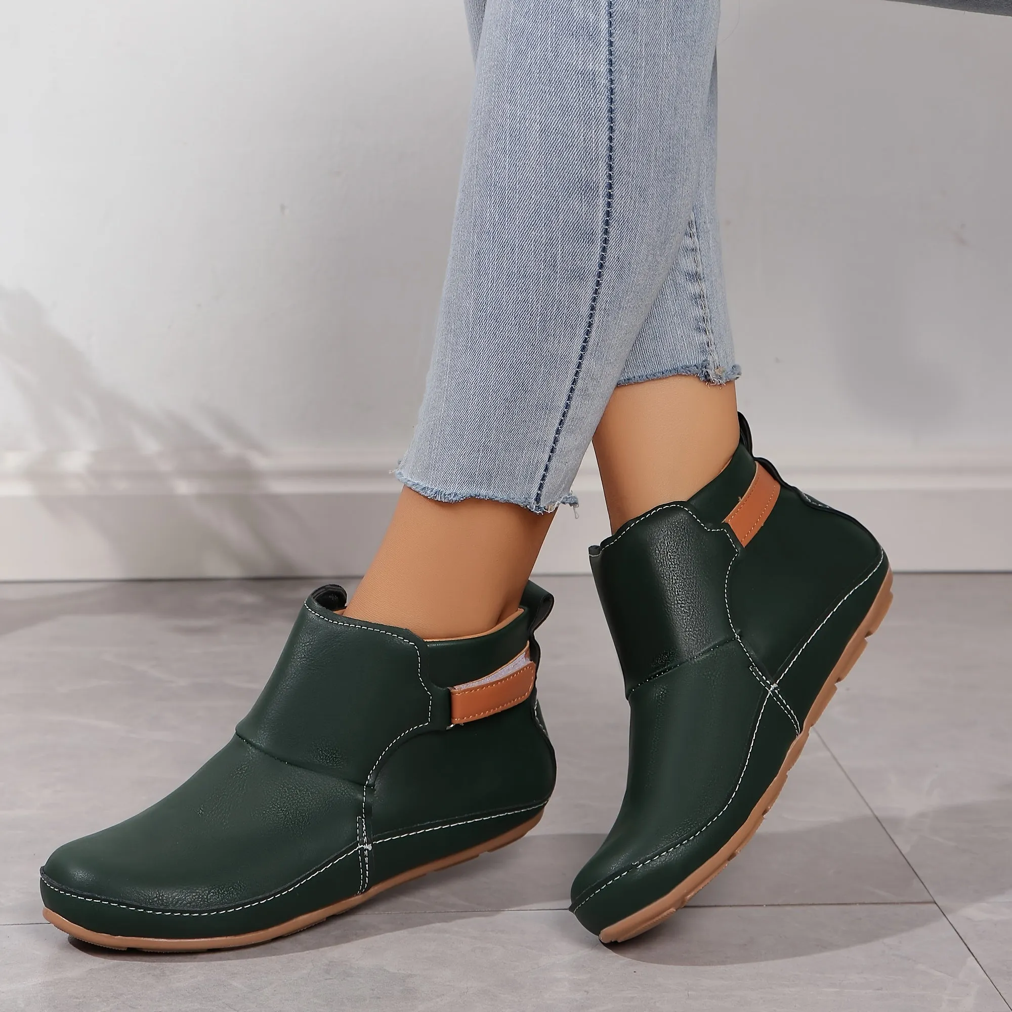Ruby | Trendy Slip-On Platform Boots