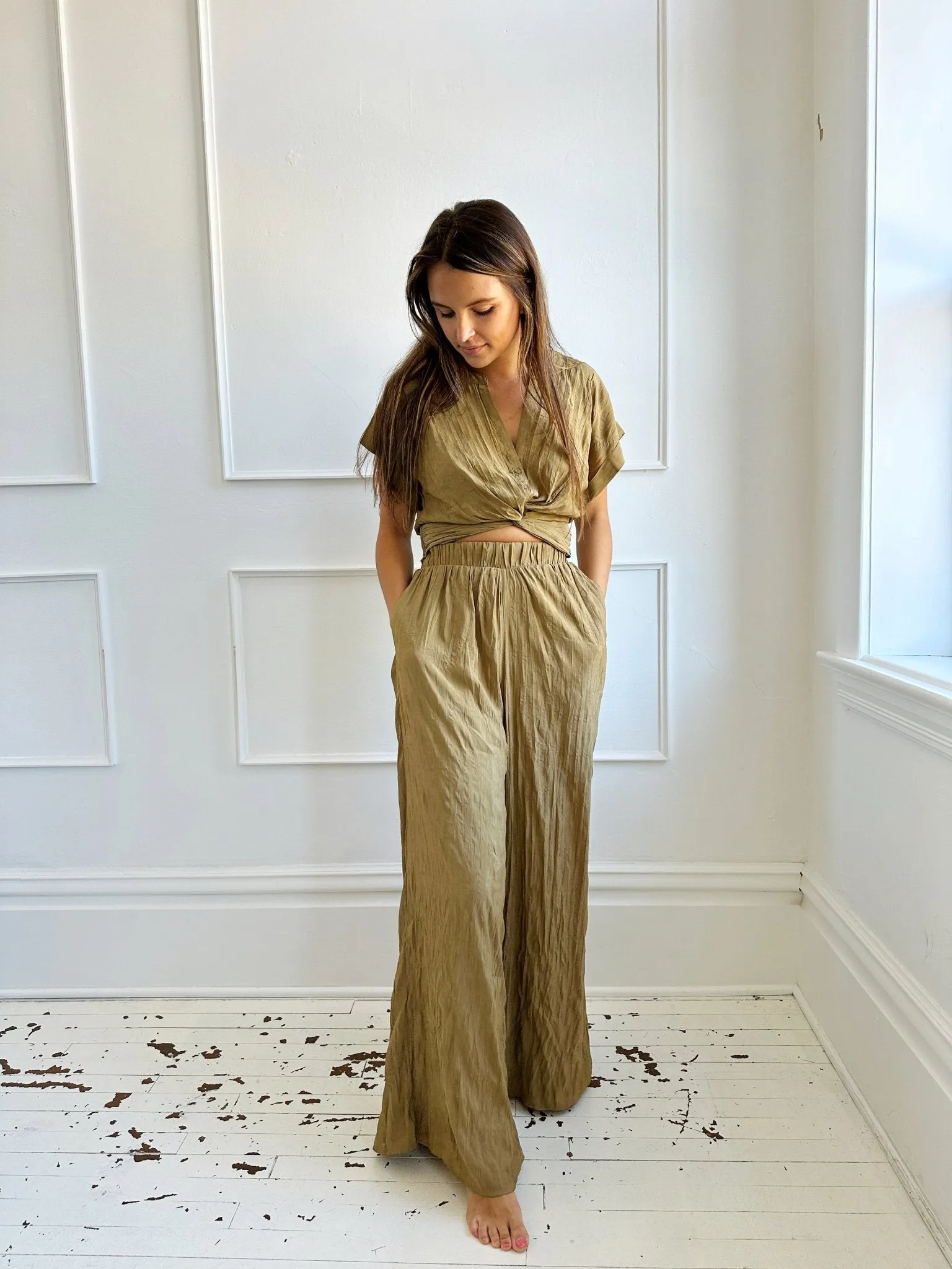 Textured Blouse w/ Smocked Waist